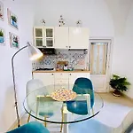 Casa Agrumeto 28 別荘 オストゥーニ